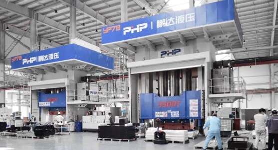 Mesin Press Komposit: Teknologi Inti Pencetakan Material Komposit Modern